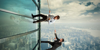 Mitarbeiterbindung durch gute Führung – Kompakttraining GmbH & Co. KG hilft in NRW und Hessen
