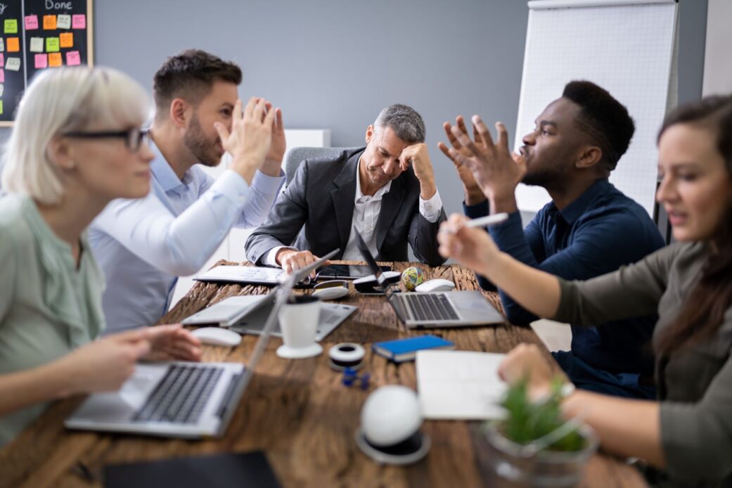 Interaktives Online-Training „effektive Meetings gestalten“ unterstützt Fach- und Führungskräfte - Meetings im Unternehmen effektiver durchführen